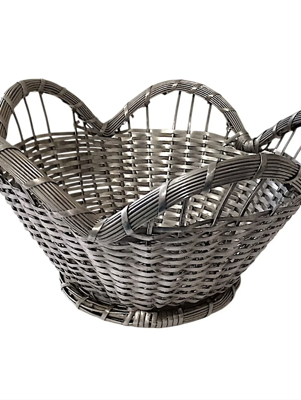 French Woven Wire Basket Vintage Silver Tone Scalloped Edge Farmhouse Country